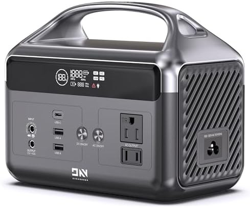 Solar generator with dual AC outlets