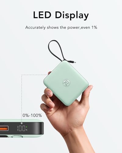 Green fast charging battery with integrated cables — photo 3
