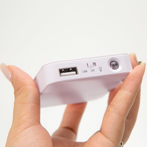 Emergency phone charger with four battery slots — photo 3