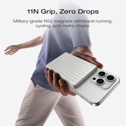 Ultra slim magnetic wireless battery pack — photo 4