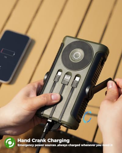 Green solar power bank with hand crank — photo 3